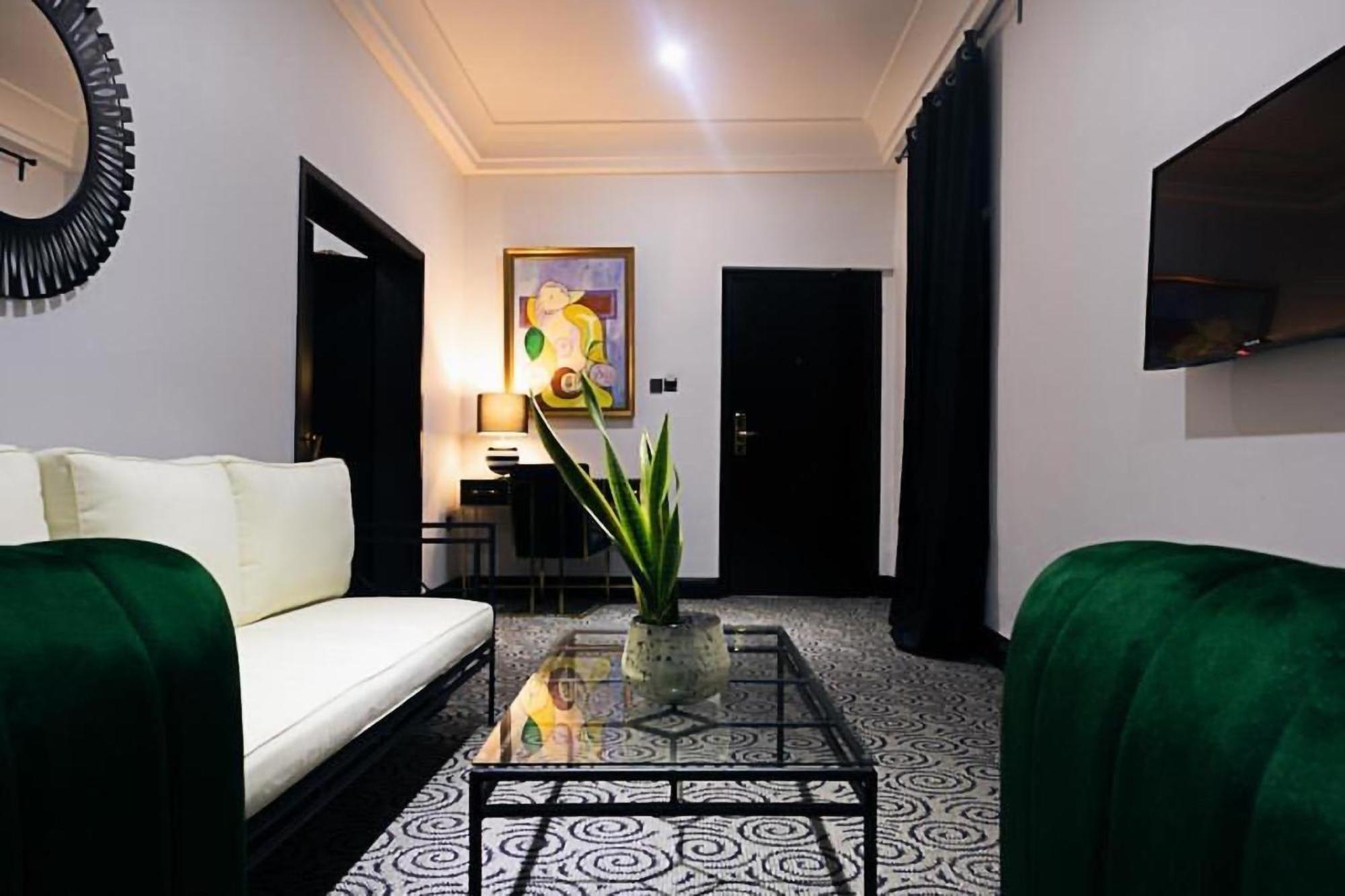 Muse Boutique Hotel Енугу Екстер'єр фото